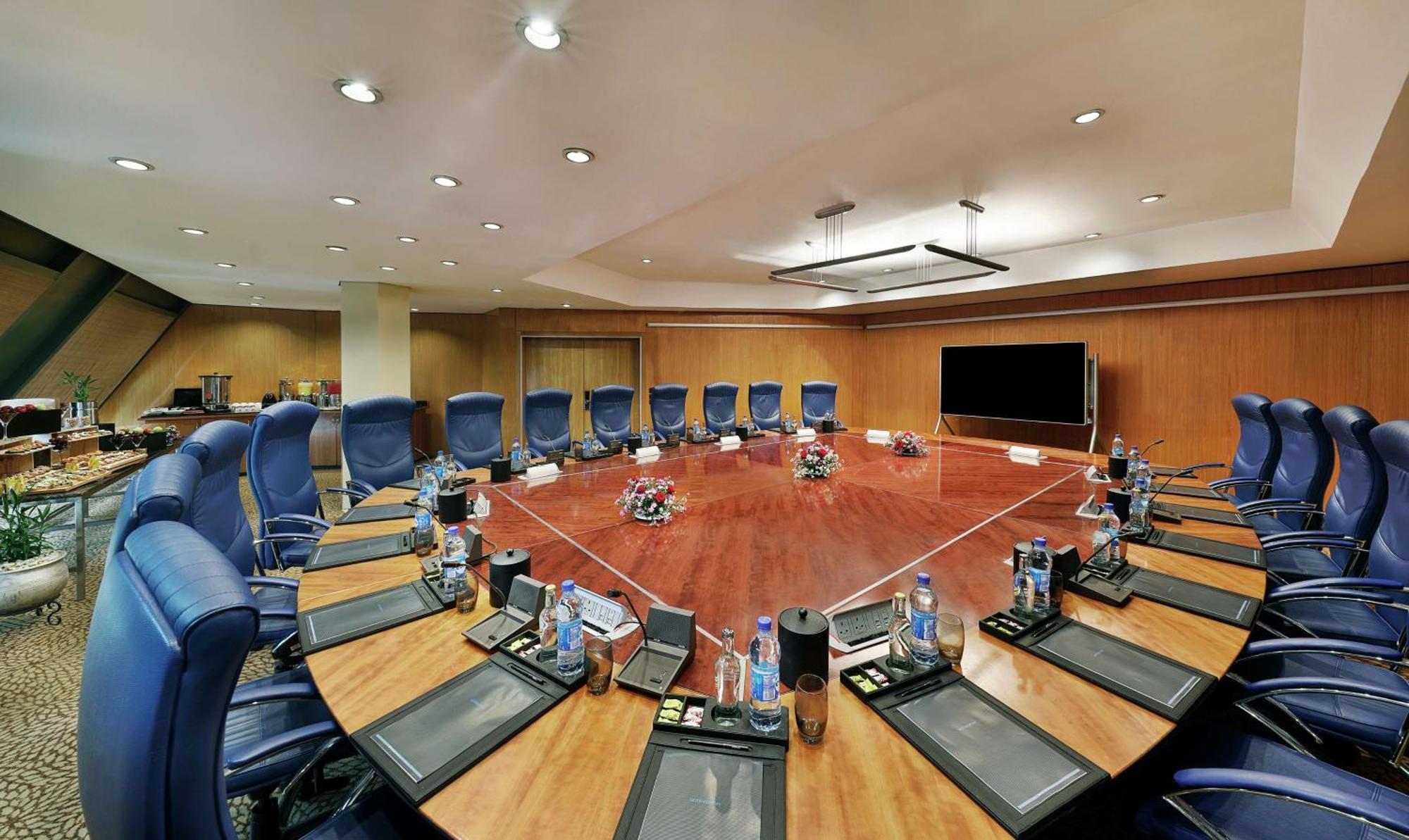 Transcorp Hilton Abuja Hotel Bagian luar foto