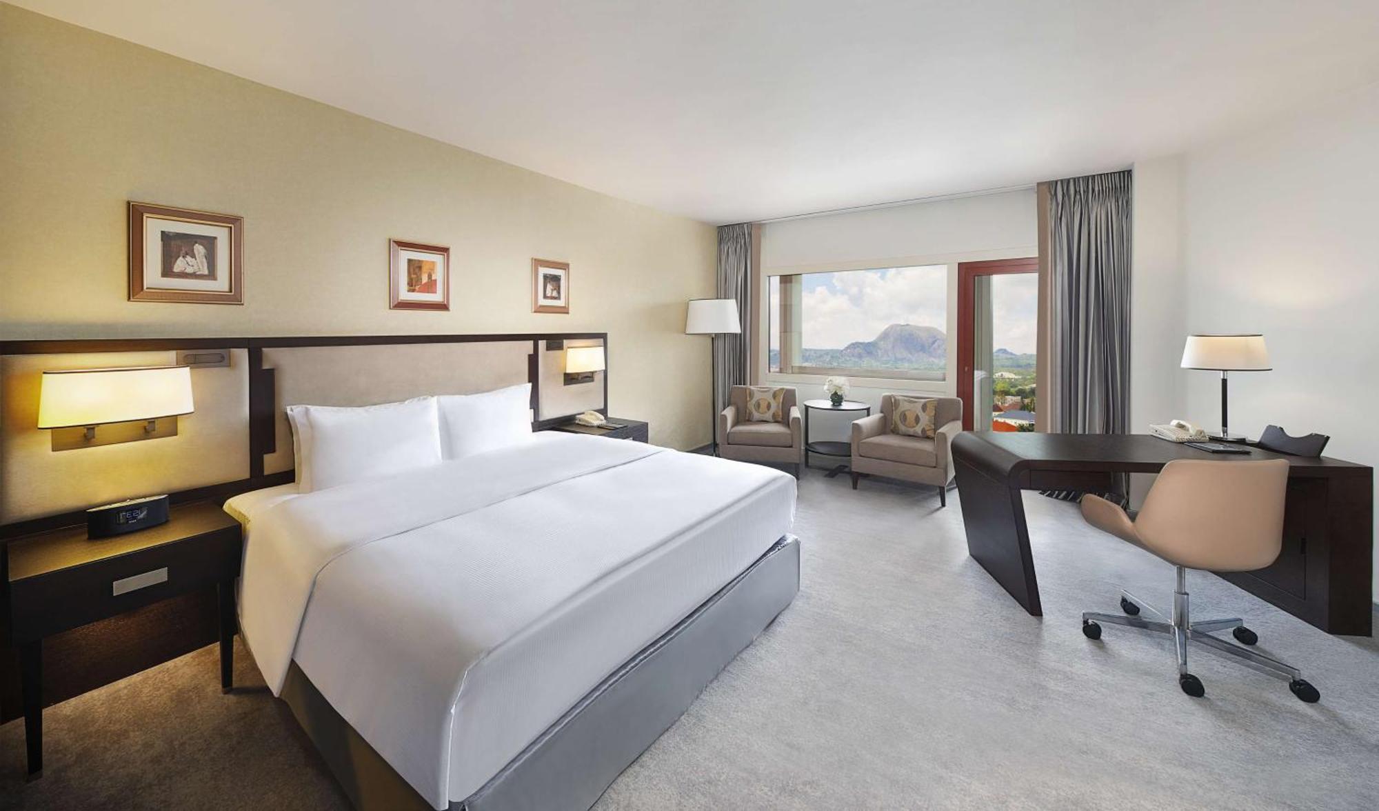 Transcorp Hilton Abuja Hotel Bagian luar foto